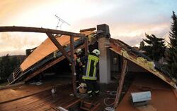Dutzende Häuser wurden im hessischen Lumda beschädigt.