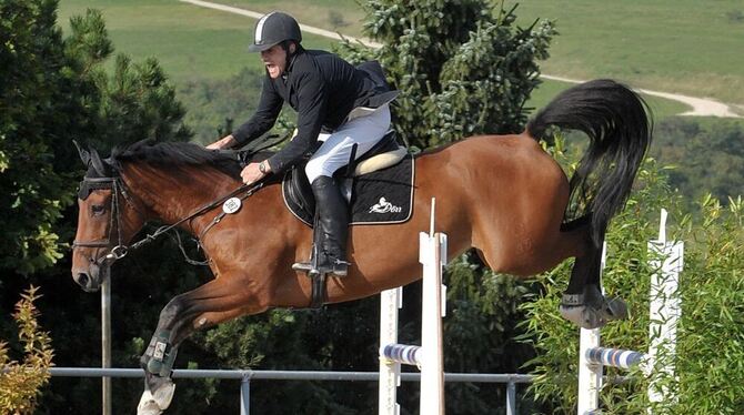 Beherzt und mutig unterwegs: Rainer Mader und Scusi. FOTO: NIETHAMMER