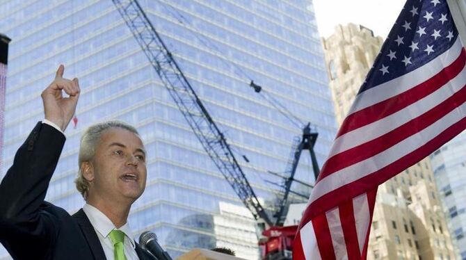 Der niederländische Politiker Geert Wilders spricht auf einer Demo am Ground Zero.