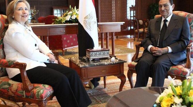 Der ägyptische Präsident Husni Mubarak und US-Außenministerin Hillary Clinton wollen verhindern, dass die Nahost-Gespräche we