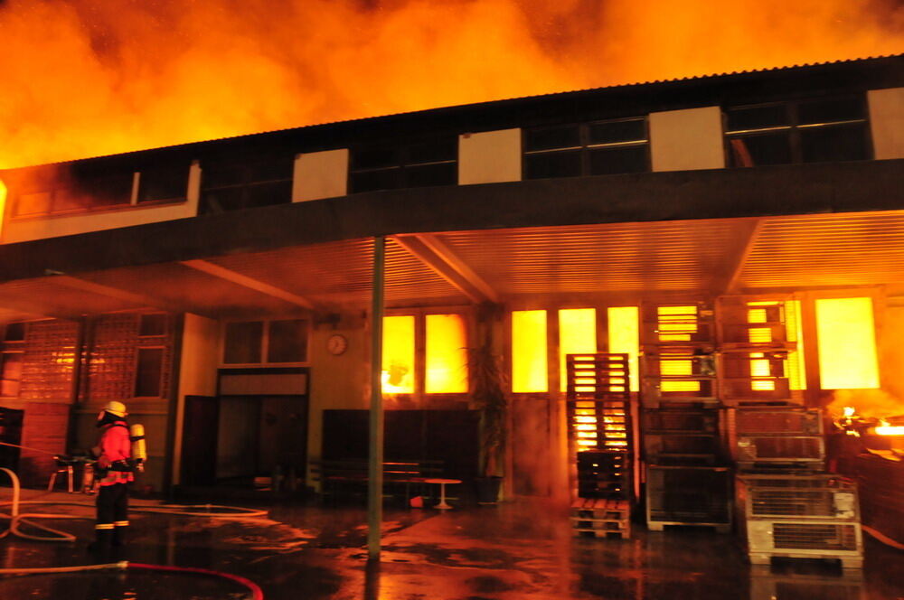 brand_holzbetrieb_ofterdingen_september2010_12 (JPG)