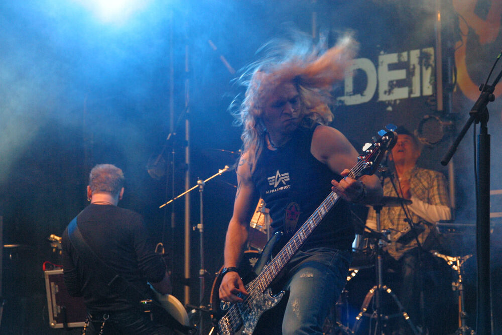 Nebelhöhlen Rock 2010