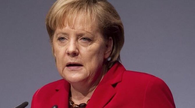 Kanzlerin Merkel weiß: Nur mit Geld ist es nicht getan, um die Öko-Welt zu erreichen, die im Energiekonzept entworfen worden