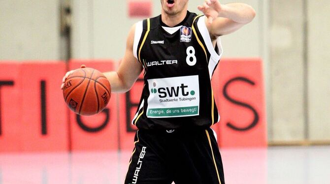 Zeichnet sich nicht nur durch seine Fähigkeiten als Spielmacher aus: Der Tübinger Neuzugang Nicolai Simon. FOTO: LANGER