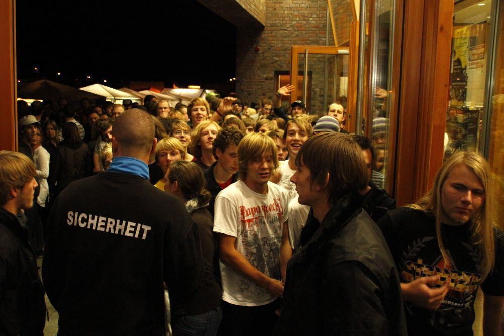 Rock_without_limits_hammer_2010-8 (jpg)