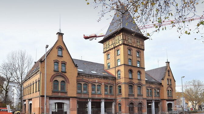 Um- und Neubau alte Feuerwache sind in vollem Gang Um- und Neubau alte Feuerwache sind in vollem Gang