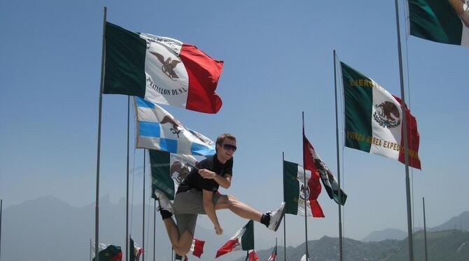 Durch seinen Sport kommt der Dettinger Rope-Skipper Markus Müller in der Welt herum: Im Sommer war es Mexiko (unser Foto), jetzt Durch seinen Sport kommt der Dettinger Rope-Skipper Markus Müller in der Welt herum: Im Sommer war es Mexiko (unser Foto), jetzt