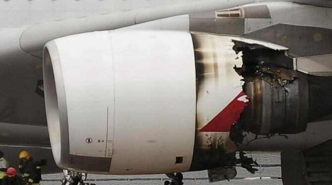 Notlandung in Singapur: Das Triebwerk des A380 war schwer beschädigt.