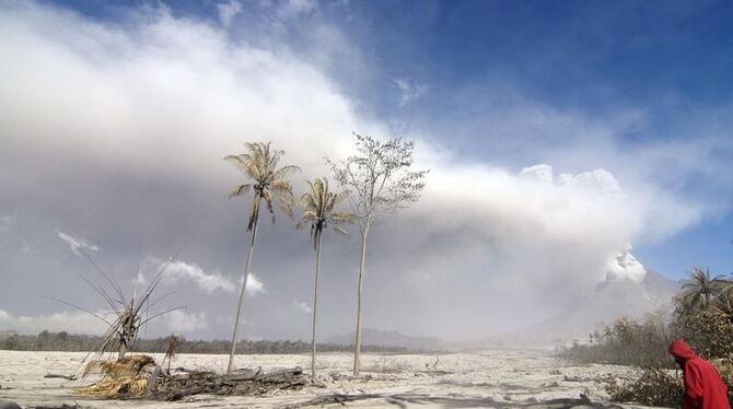 Heiße Asche bedeckt die Umgebung des Merapi. Der Ausbruch hat inzwischen mehr als 240 Tote gefordert. 