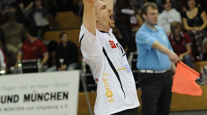 Endlich der erste Saisonsieg: TVR-Kapitän Matthias Pompe. Archivfoto: Eibner Endlich der erste Saisonsieg: TVR-Kapitän Matthias Pompe. Archivfoto: Eibner