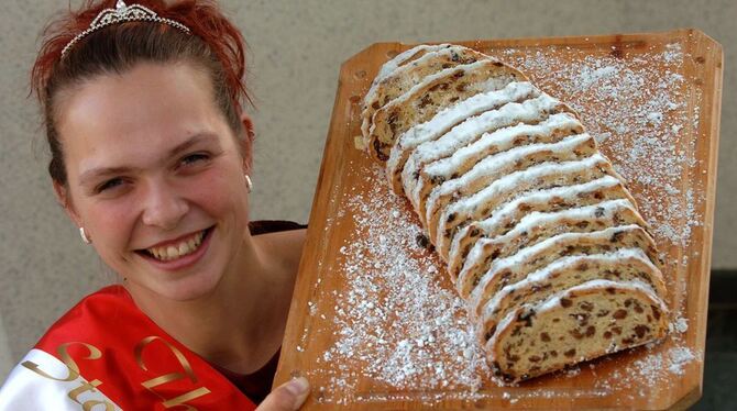 Christstollen lassen sich mit etwas Zeit selbst backen. Dann weiß man auch, was drin ist. Foto: dpa
