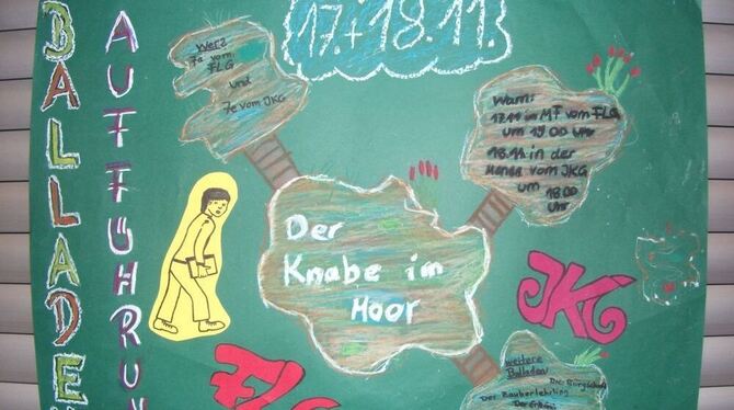 Eigenproduktion: Auch die Plakate für den Abend gestalteten die Schüler selbst. FOTO: ZMS