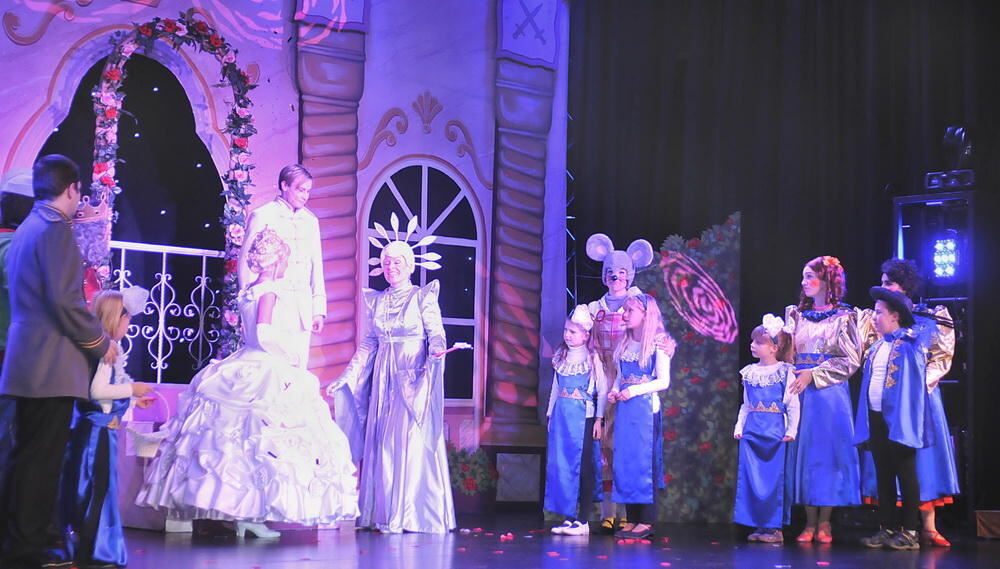 GEA-Kinder bei Cinderella