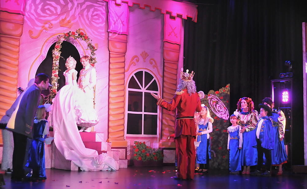 GEA-Kinder bei Cinderella