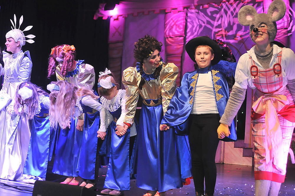 GEA-Kinder bei Cinderella