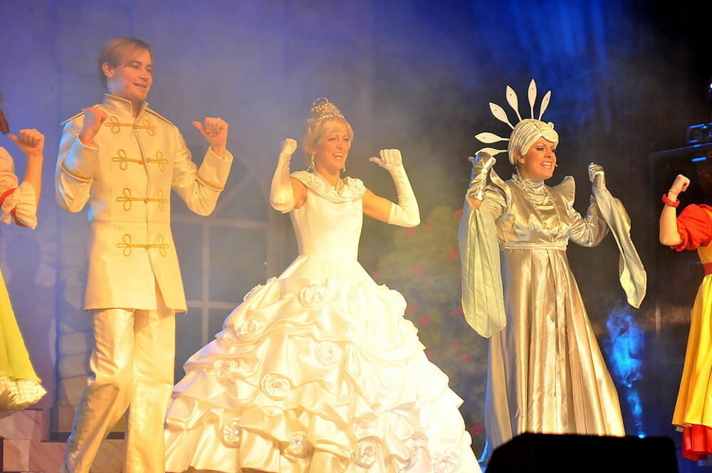 GEA-Kinder bei Cinderella