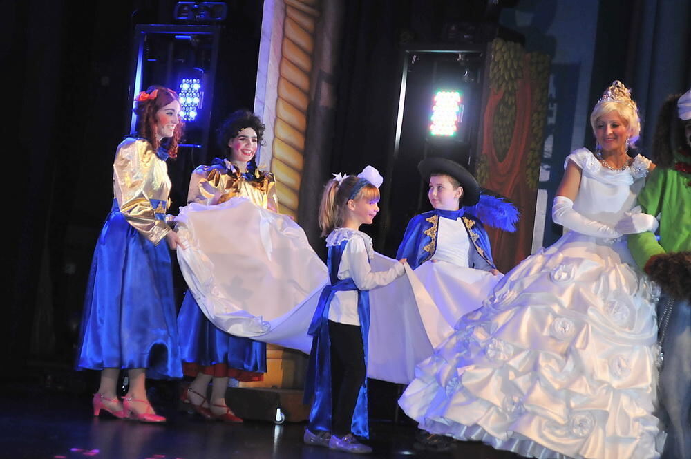 GEA-Kinder bei Cinderella
