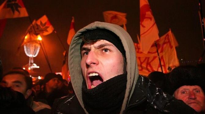 Zahlreiche Gegner des autoritären weißrussischen Regimes haben versucht, ein Regierungsgebäude zu stürmen.