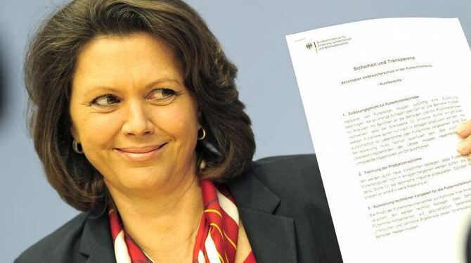 Bundesagrarministerin Ilse Aigner (CSU) bei der Präsentation ihres Aktionsplans »Verbraucherschutz in der Futtermittelkette«.