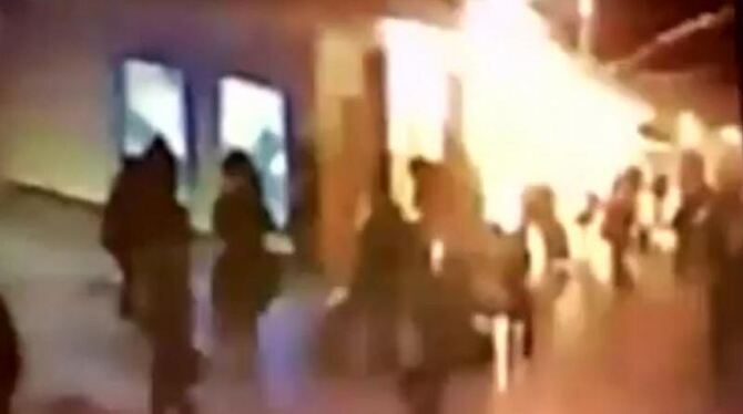 Heftige Detonation: Bei dem Anschlag auf dem internationalen Flughafen Domodedovo hat ein Selbstmordattentäter 35 Menschen mi