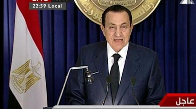 Der ägyptische Präsident Husni Mubarak wendet sich im Staatsfernsehen an das ägyptische Volk (Screenshot der BBC, die das Sig