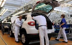 Produktion im Volkswagenwerk in Wolfsburg: VW steht derzeit gut da. Der Autobauer profitiert von der hohen Nachfrage vor alle