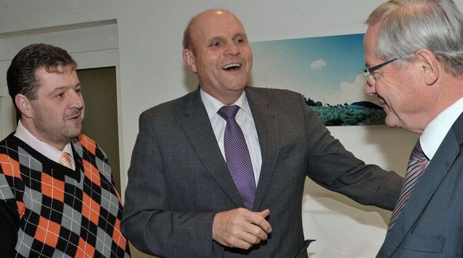 »Heimspiel« bei der CDU-Veranstaltung in Willmandingen: der CDU-Abgeordnete und Landtagskandidat Karl-Wilhelm Röhm (Mitte) mit R