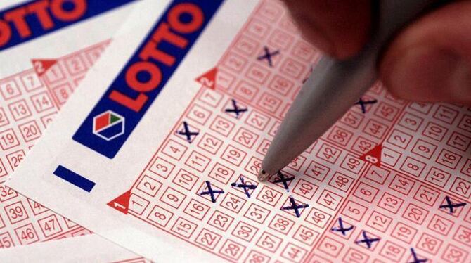Die Westdeutsche Lotterie muss Hartz-IV-Empfänger vor Glücksspielen schützten.