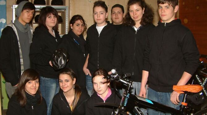 Das Team von der Fahrradwerkstatt der Uhlandschule-Förderschule.
