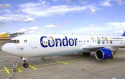 Boeing 737-300 der Fluggesellschaft Condor mit einer Peanuts-Sonderbemalung. 