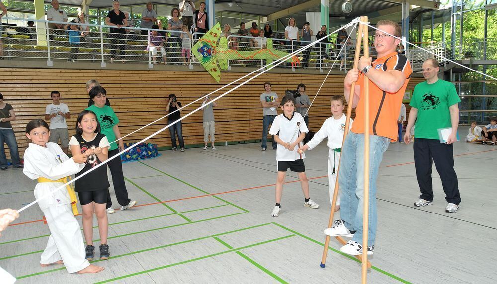 Fabian Hambüchen Drachenstark Mai 2011