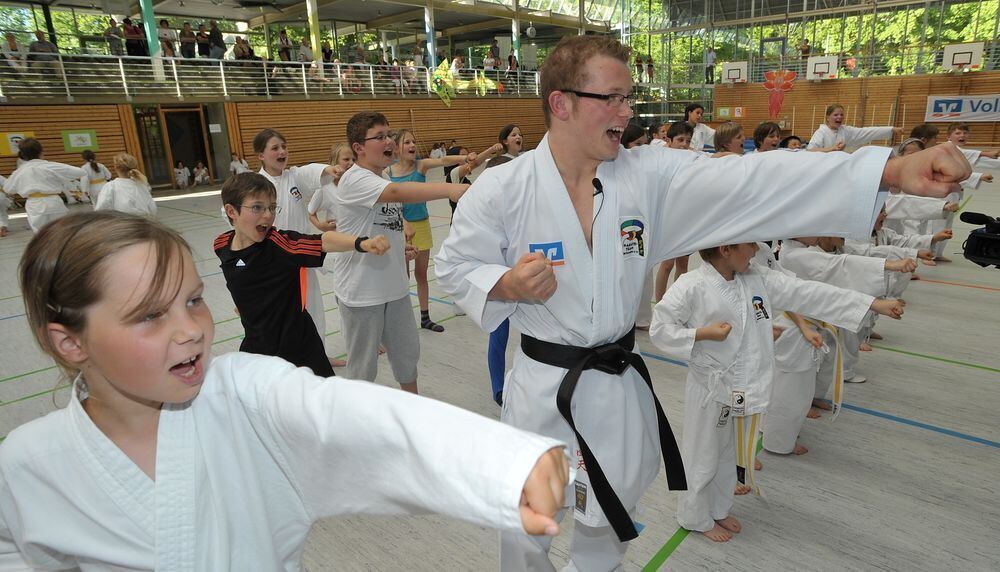 Fabian Hambüchen Drachenstark Mai 2011