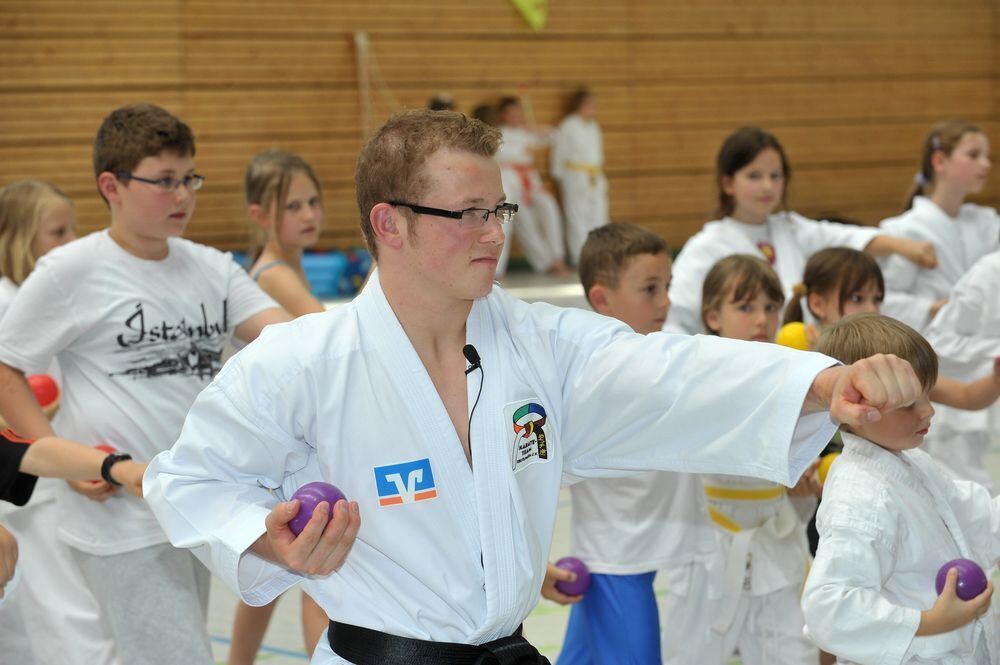 Fabian Hambüchen Drachenstark Mai 2011
