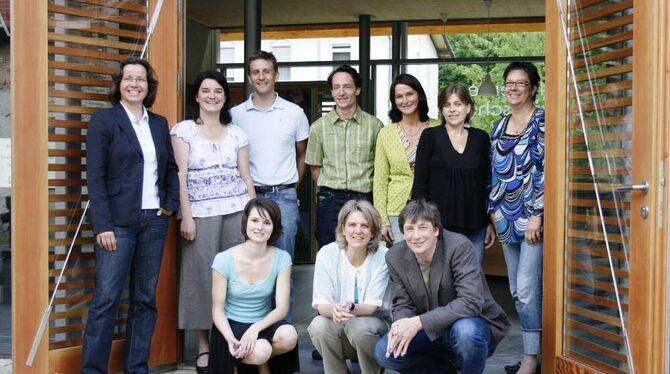 Gemeinsam für die Modellregion: Anna Siebachmeyer, Regine Leicht, Achim Nagel (sitzend von links), Petra Bernert, Katrin Rochner Gemeinsam für die Modellregion: Anna Siebachmeyer, Regine Leicht, Achim Nagel (sitzend von links), Petra Bernert, Katrin Rochner