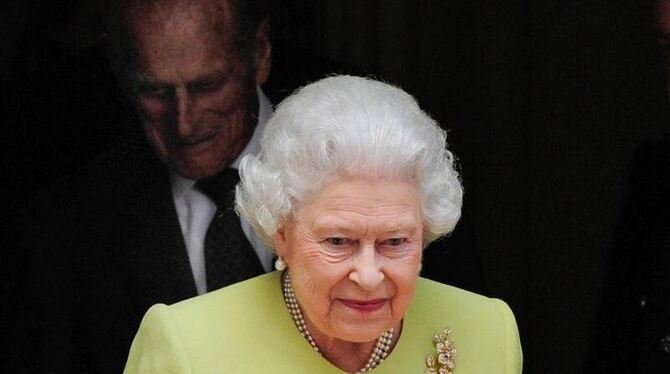 Der Queen werden die Bezüge gekürzt.