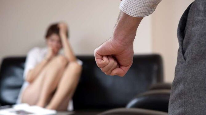 In Verbindung mit den Lockdowns haben Experten immer wieder einen Anstieg häuslicher Gewalt befürchtet.