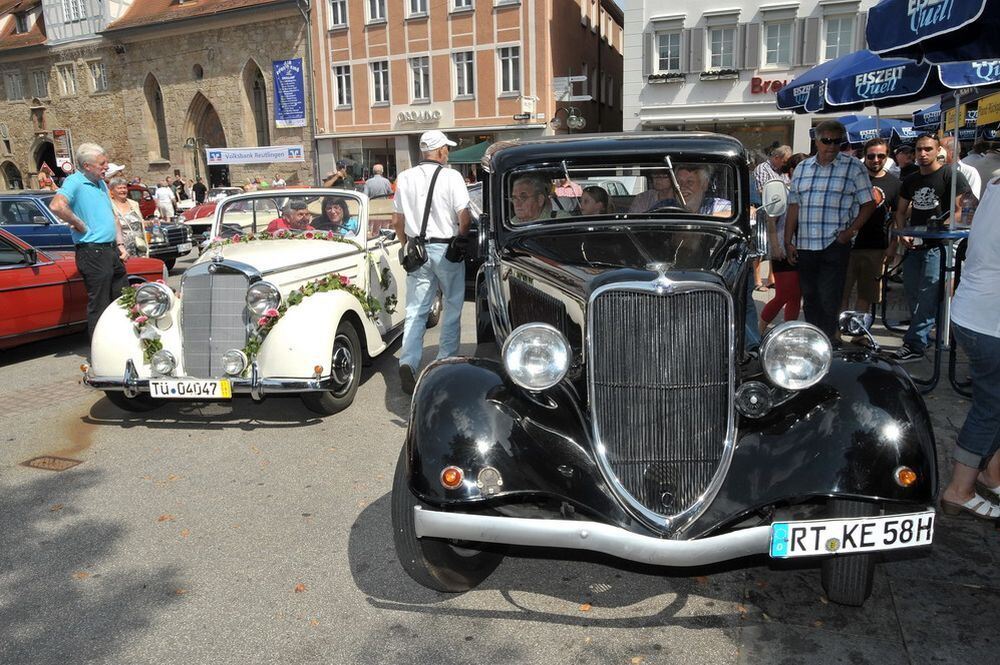 Oldtimertreffen auf dem Reutlinger Marktplatz August 2011