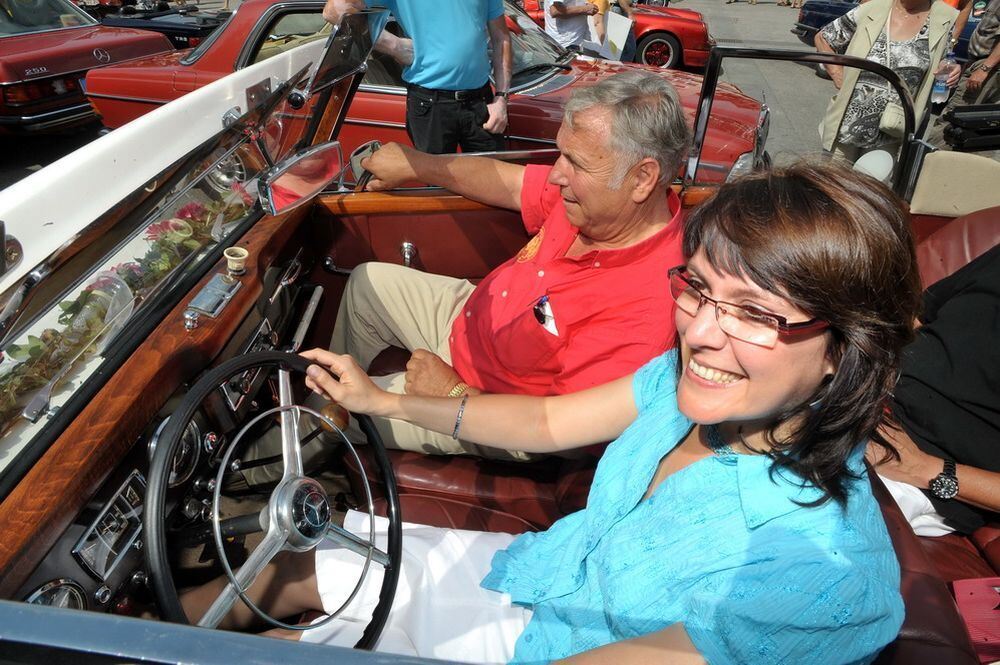 Oldtimertreffen auf dem Reutlinger Marktplatz August 2011