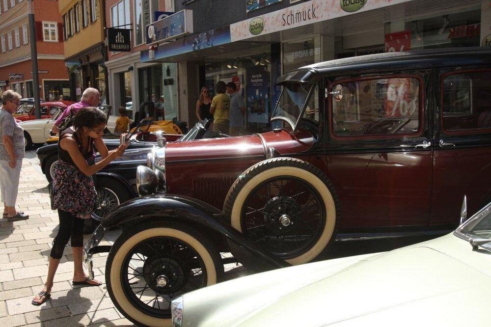 Oldtimertreffen auf dem Reutlinger Marktplatz August 2011