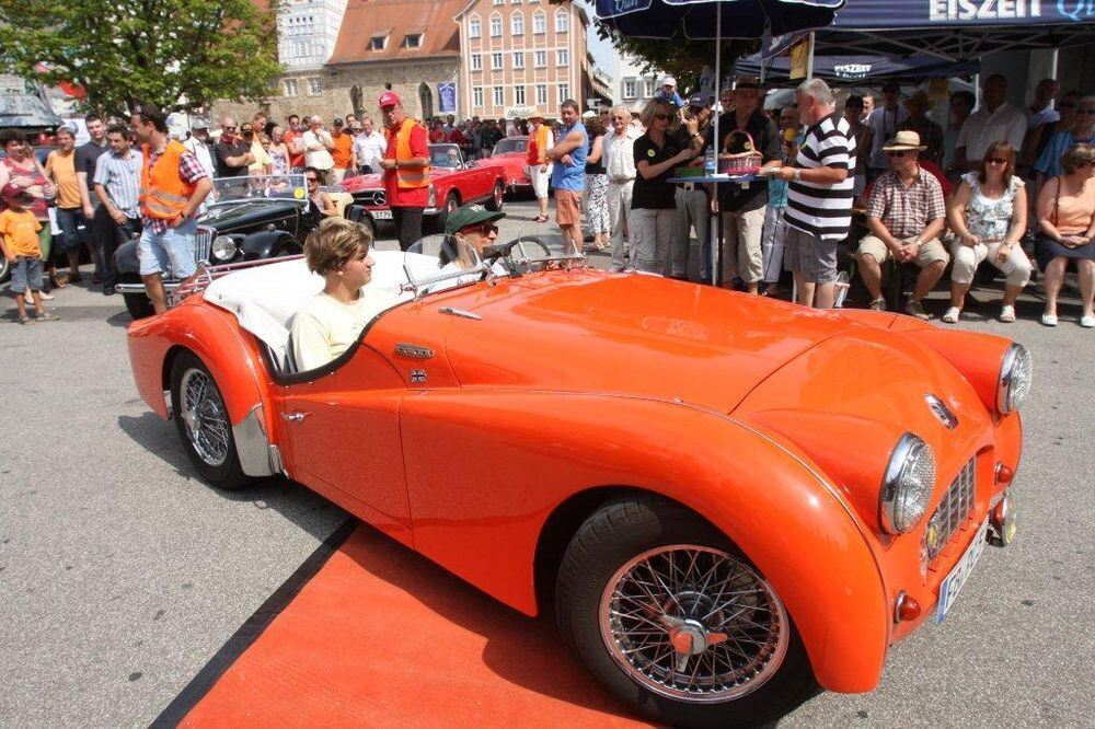 Oldtimertreffen auf dem Reutlinger Marktplatz August 2011