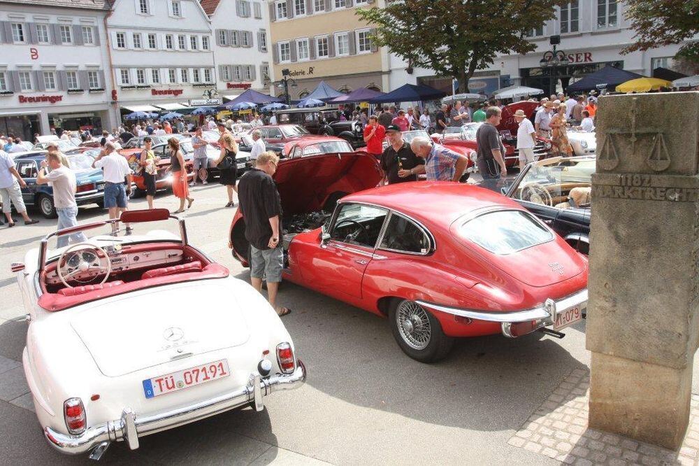 Oldtimertreffen auf dem Reutlinger Marktplatz August 2011