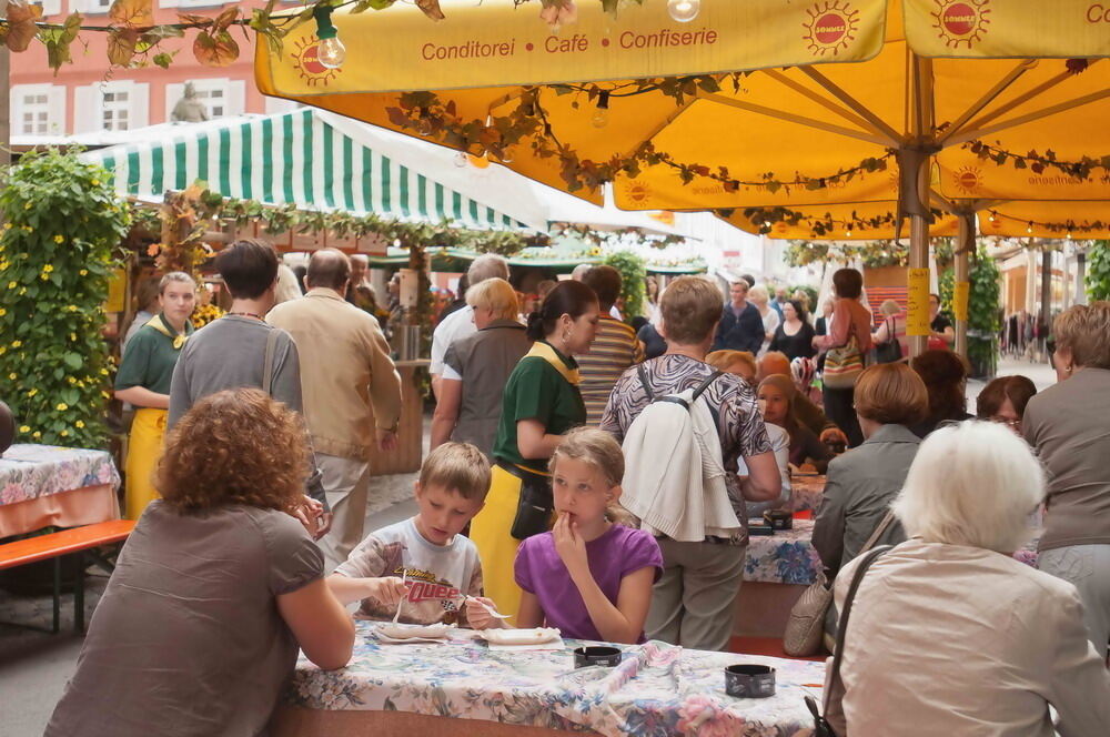 Weindorf um die Marienkirche September 2011