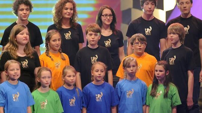 Ein Kinderchor singt »Heal The World« bei der »Tribute to Bambi«-Gala.