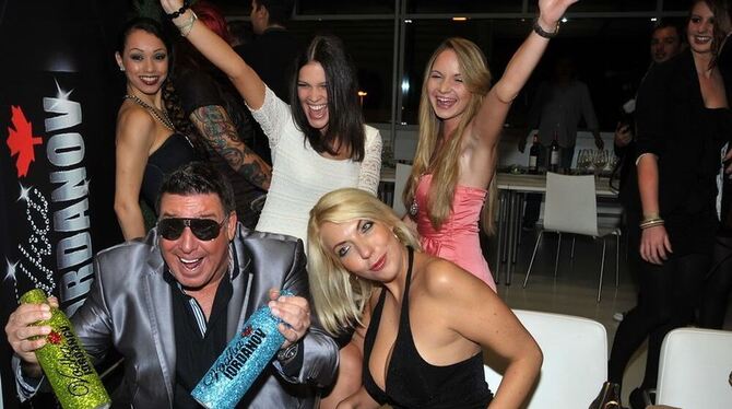 Björn Blaschke gegen Ben Nsafoah. Foto: Niethammer