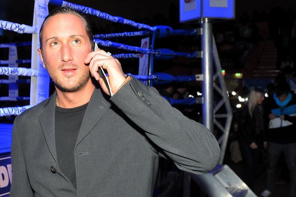 Björn Blaschke gegen Ben Nsafoah. Foto: Niethammer