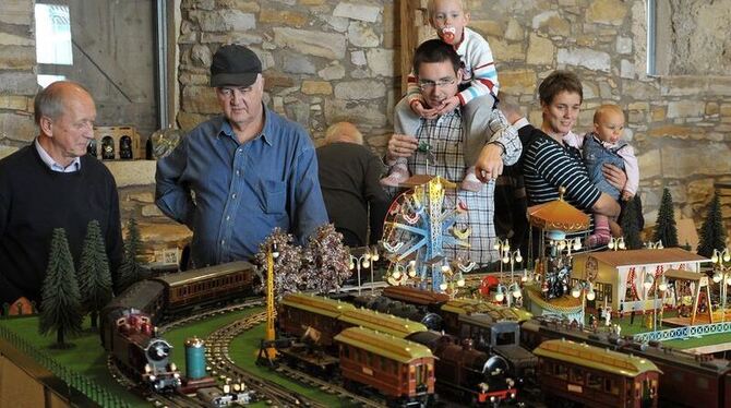 Bereits im Vorjahr gab's in der Betzinger Zehntscheuer einen ganz großen Bahnhof für Spielzeugeisenbahnen. Am kommenden Sonntag