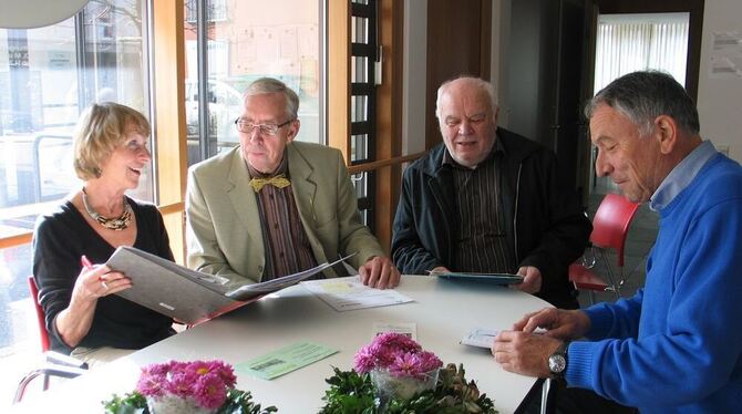 Sie sind die Ideengeber für die Pfullinger Stiftung »Zeit für Menschen«: Cornelia Schad (von links), Hans-Joachim Sonntag, Theo