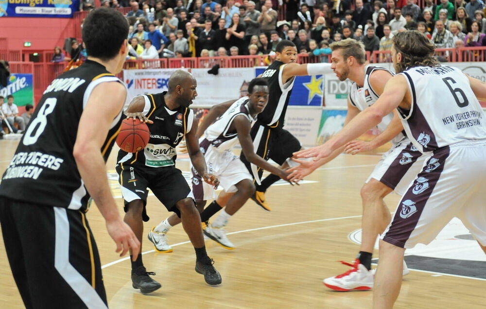 Walter Tigers Tübingen - New Yorker Phantoms Braunschweig 94:63