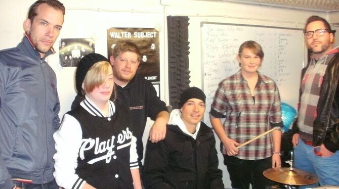 Jeff Bridges (links), John Goodman und Steve Buscemi in einer Bowling-Szene von »The Big Lebowski«.  FOTO: DAPDDie ZmS-Reporteri