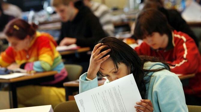 Es wird weiter gebastelt auf der Baustelle Bildung.  FOTO: DPA